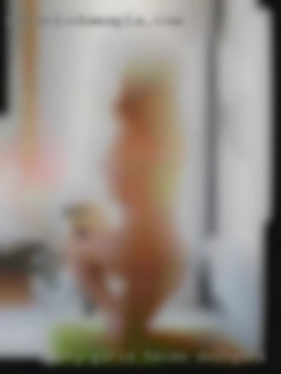 Busty girls who just Texas swingers want to have fun!