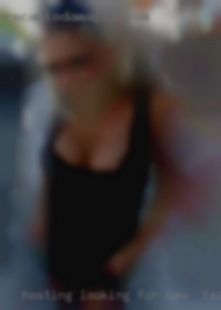 Hosting looking sex in Tazewell, VA for fwb 420 friendly.