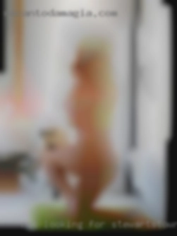 Not Stewartstown, PA Looking for a Dom/Domme.